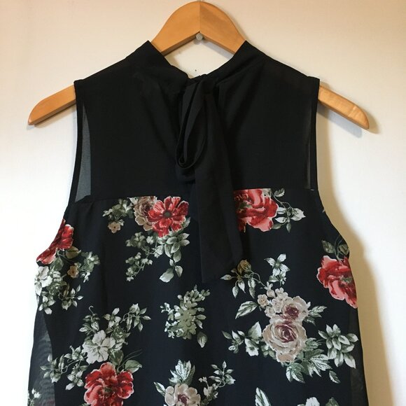 Faith and Joy Mockneck Tie Back Floral Sleeveless Bilayer Blouse - Picture 6 of 16